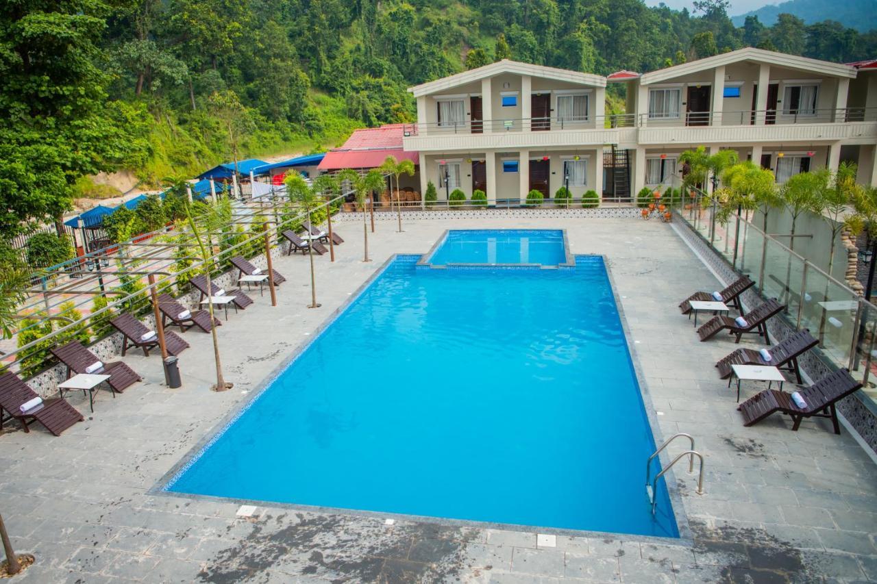 Quick 20 Riverside Hotel Amlekhganj Exterior foto